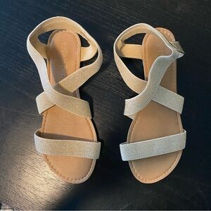 Dream Pairs champagne sandals, 8